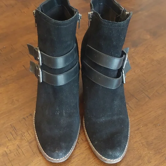 Dolce Vita Black Suede Booties - Picture 3 of 9